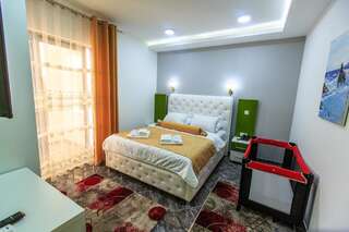 Отель Hotel Hoti II Улцинь Двухместный номер Делюкс с 1 кроватью (для 2 взрослых и 1 ребенка)-5
