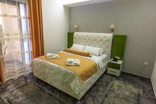 Отель Hotel Hoti II Улцинь Двухместный номер Делюкс с 1 кроватью (для 2 взрослых и 1 ребенка)-8