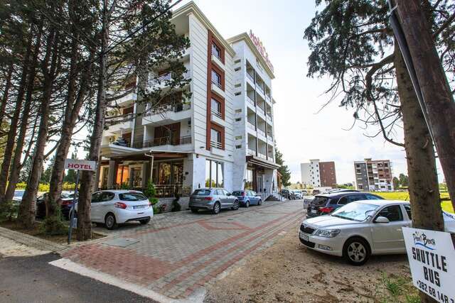 Отель Hotel Hoti II Улцинь-9