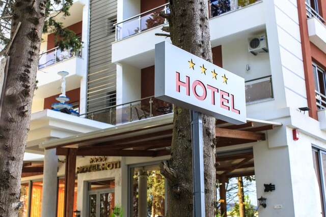 Отель Hotel Hoti II Улцинь-10